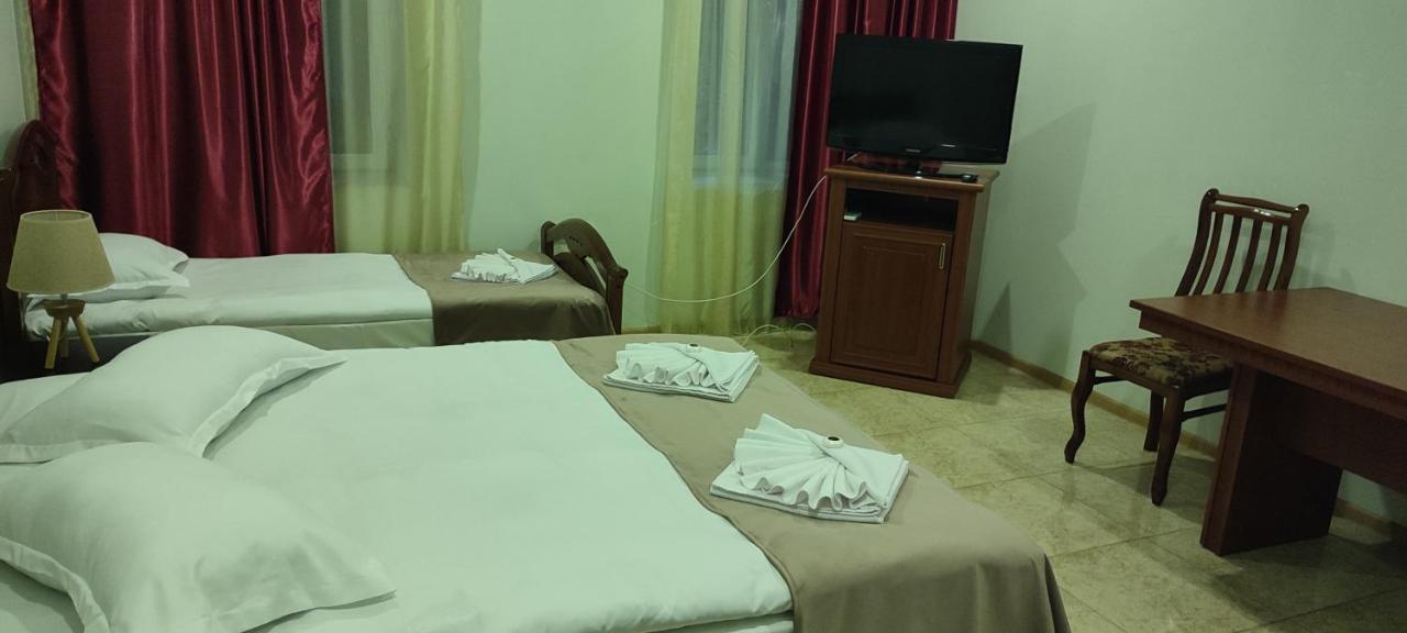 Sweet Home Hotel Meghri Εξωτερικό φωτογραφία